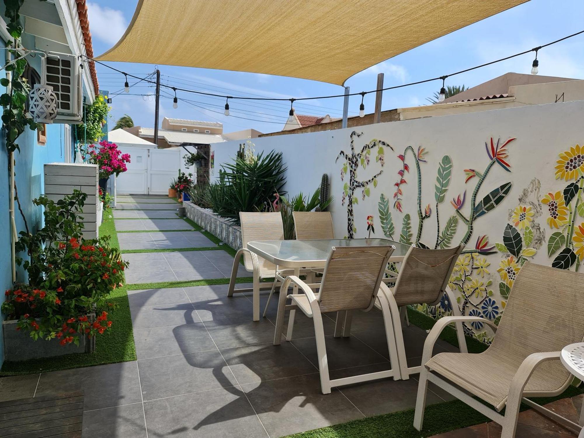 Sandcastle Beach Apartments Палм Бич Экстерьер фото